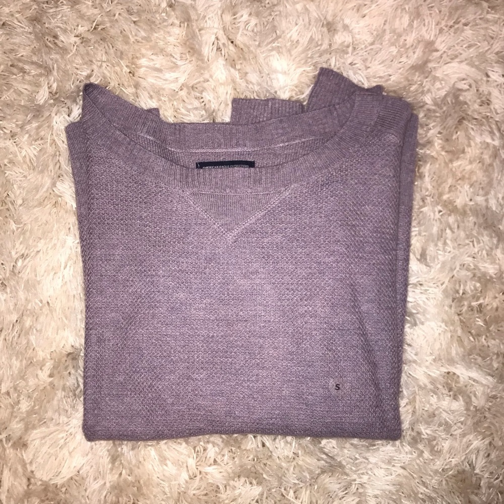 American Eagle sweater